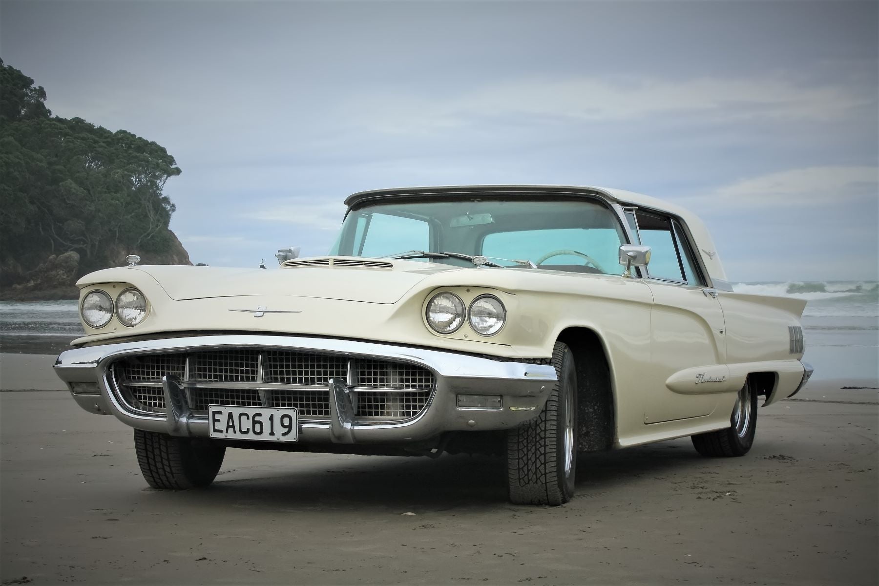 Others Ford Thunderbird